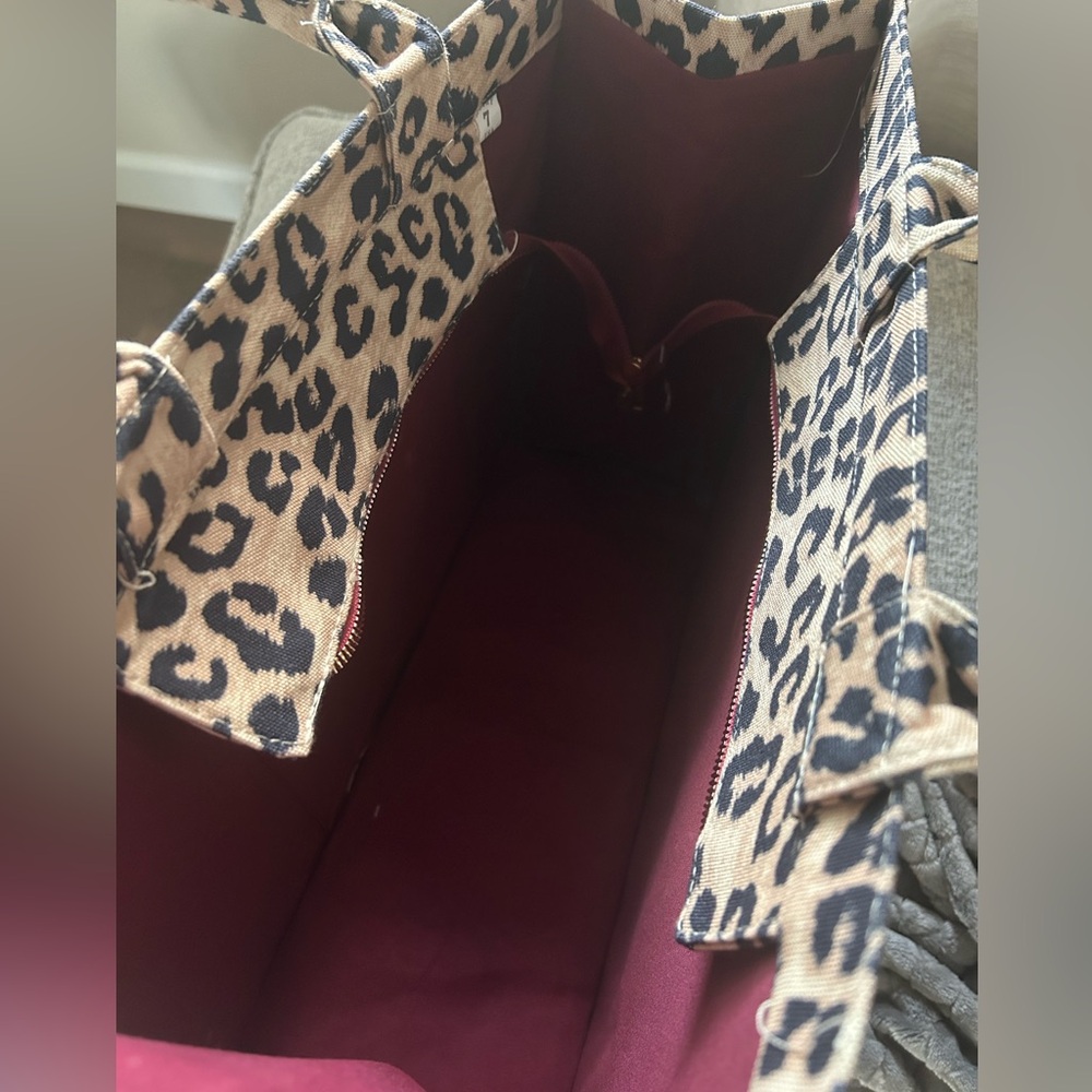 New Escape Mode Leopard Print Canvas Tote Bag - image 7